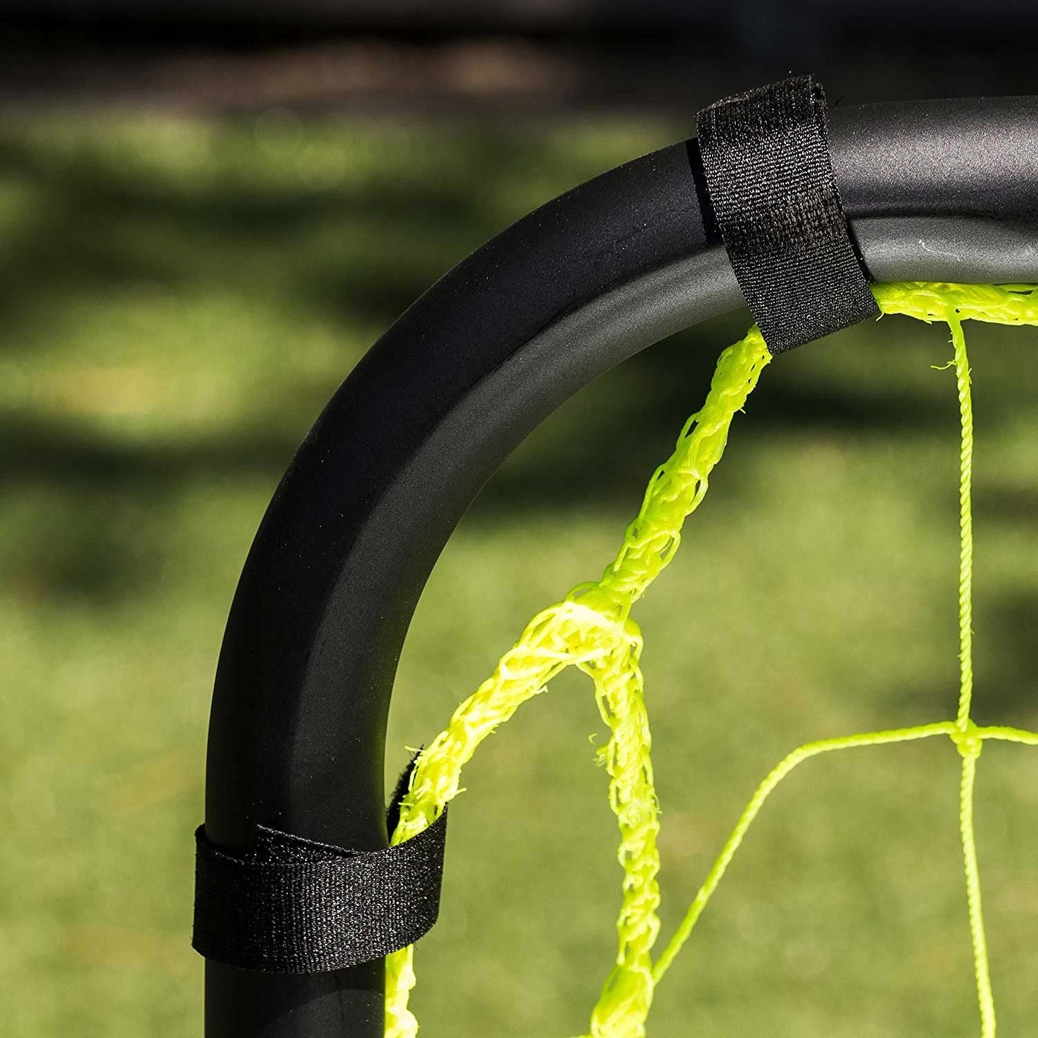 Franklin BLACK STEEL SOCCER GOAL - 6'X 4' - Image 4