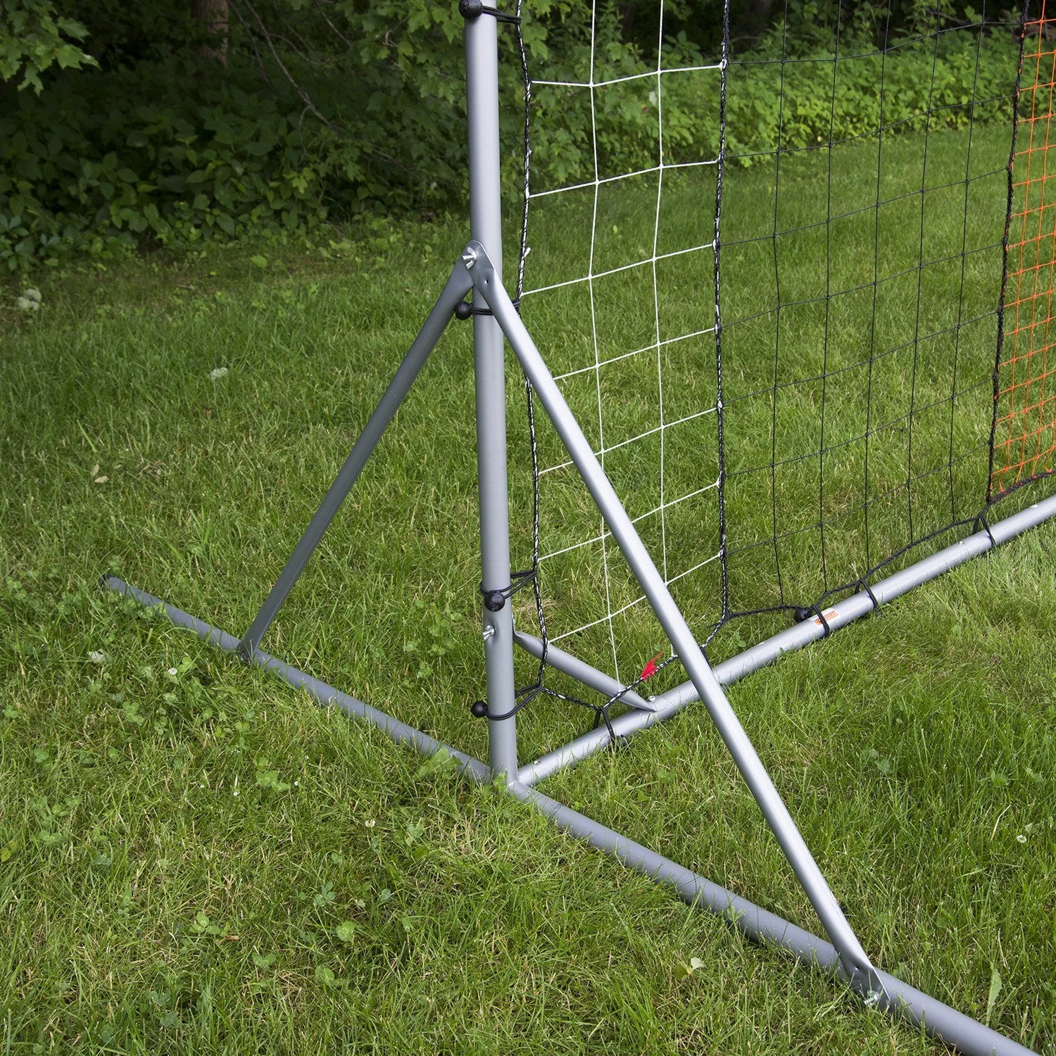 Franklin STEEL SOCCER REBOUNDER WITH GROUND STAKES - 12' X 6' - Image 7