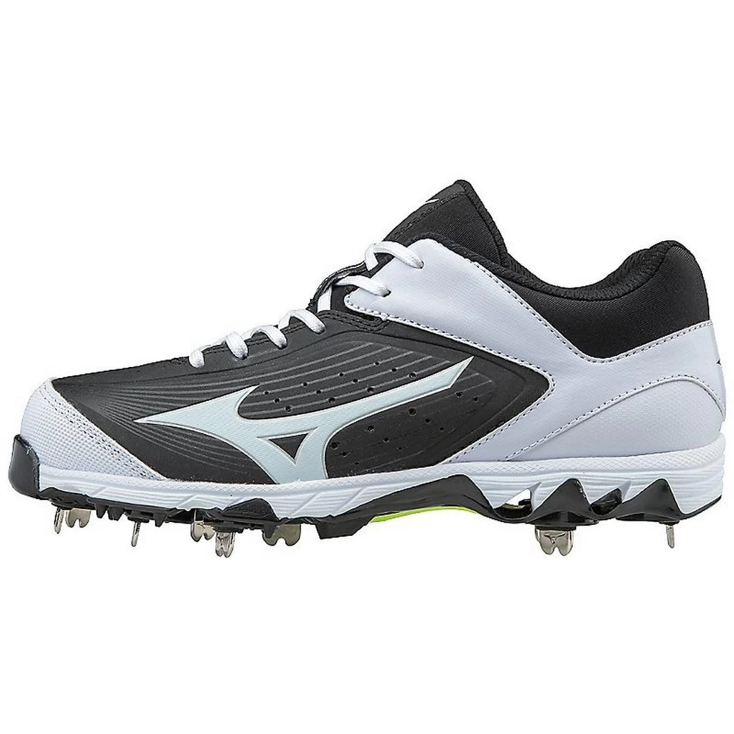 Mizuno 9-Spike Swift 5 Womens Metal Softball Cleat